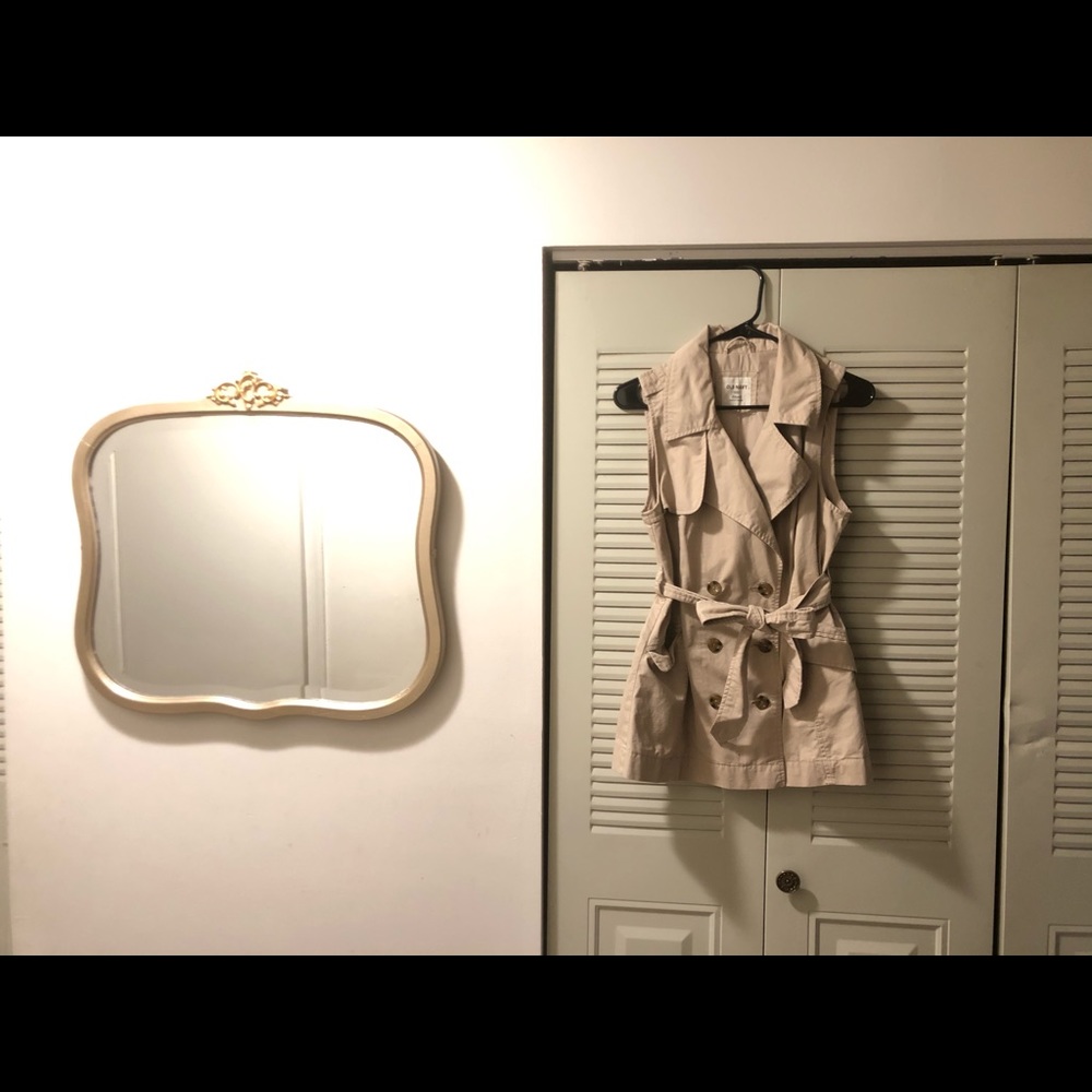 Sleeveless Trench coat